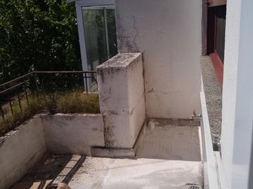 OPORTUNIDAD / DEPARTAMENTOS  3 AMBIENTES CON DEPENDENCIAS /  COCHERAS  / UN DOS AMBIENTES / TERRAZA / BERNAL / QUILMES (valor publicado a modo figurat