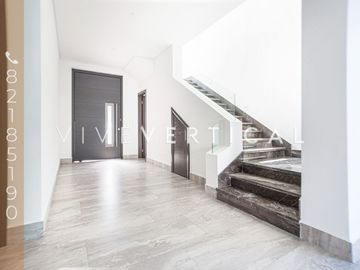 Casa de Lujo en Venta Uro Carretera Nacional - Monterrey