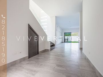 Casa de Lujo en Venta Uro Carretera Nacional - Monterrey