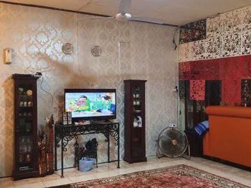 Rumah 4 Kamar Tidur Posisi Hook di Jombang Villa Bintaro Indah 4926