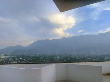 PENTHOUSE  EN VENTA  EN VALLE