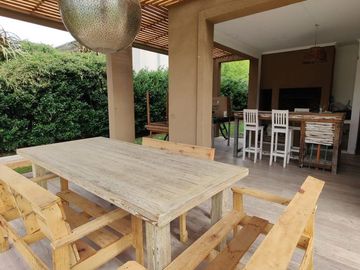 OPORTUNIDAD RETASADA! Hermosa Casa en Barrio privado LAS LIEBRES