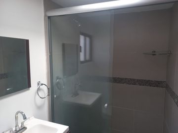Amplia residencia fraccionamiento privado TOLUCA