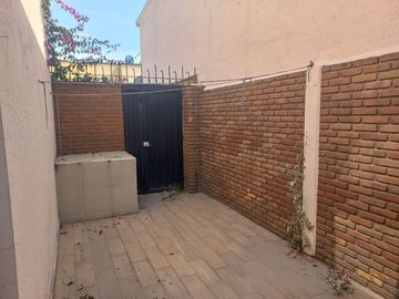 Amplia residencia fraccionamiento privado TOLUCA