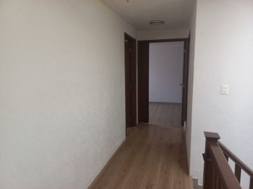 Amplia residencia fraccionamiento privado TOLUCA