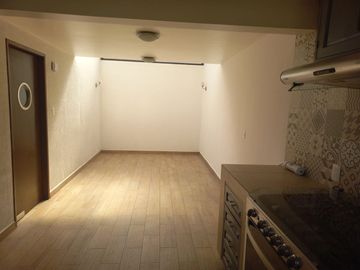Amplia residencia fraccionamiento privado TOLUCA