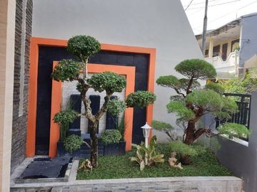 Rumah Karah HADAP SELATAN STRATEGIS SIAP HUNI FURNISH