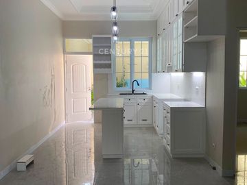 Dijual Townhouse 3 Lantai Siap Huni Di Jagakarsa