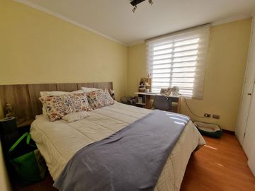 PRECIOSO DEPARTAMENTO EN LA CALLE VATICANO, A PASOS DE ISABEL LA CATOLICA,  7.100 UF