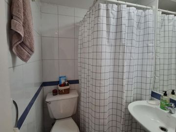 PRECIOSO DEPARTAMENTO EN LA CALLE VATICANO, A PASOS DE ISABEL LA CATOLICA,  7.100 UF