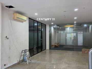 Gedung 5 Lantai Di Area Jakarta Selatan Ef 18872