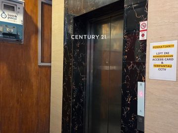 Gedung 5 Lantai Di Area Jakarta Selatan Ef 18872