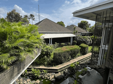 Rumah Asri Dengan Tanah Luas Di Bintaro Jaya Sektor 5