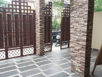Ready 4 Unit Rmh Strategis Jl Raya 2.5 lt Fullfurnished Duren Sawit Jakarta