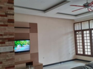 Ready 4 Unit Rmh Strategis Jl Raya 2.5 lt Fullfurnished Duren Sawit Jakarta