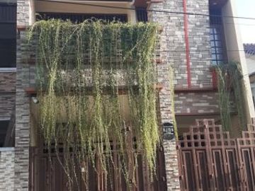 Ready 4 Unit Rmh Strategis Jl Raya 2.5 lt Fullfurnished Duren Sawit Jakarta