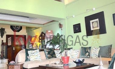 Best Value Bi-level Penthouse for Sale in Parc Regent, Makati