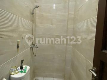 Rumah Satu Lantai di Pangkalan Jati