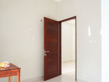 RUMAH 3 LANTAI VIEW PANTAI MELASTI PROMO MERDEKA