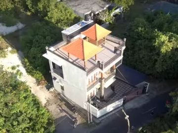 RUMAH 3 LANTAI VIEW PANTAI MELASTI PROMO MERDEKA