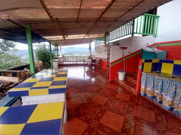 casa campestre en venta en el carmen. Cod V13727