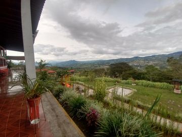 casa campestre en venta en el carmen. Cod V13727