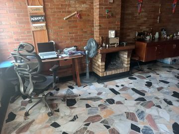 casa en venta en granada norte. Cod V6879201