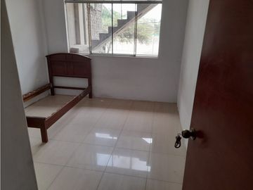 ALQUILO HABITACIONES FRENTE AL CC OPEN PLAZA DE PIURA