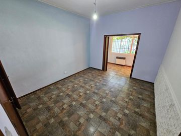 Casa 4 amb. amplios con Parque y Quincho