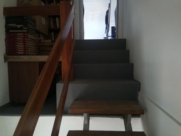 Muy buena casa municipal en tres plantas