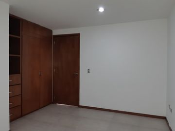DEPARTAMENTO EN VENTA EN EL BARREAL! A 500 METROS DE LA UDLAP!