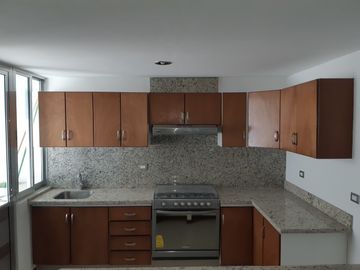 DEPARTAMENTO EN VENTA EN EL BARREAL! A 500 METROS DE LA UDLAP!