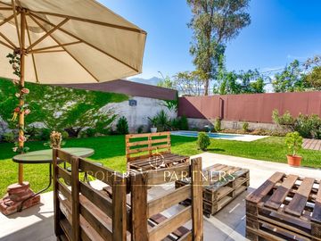 En condominio con precioso parque, Venta La Reina
