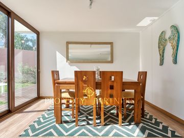 En condominio con precioso parque, Venta La Reina