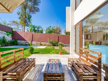 En condominio con precioso parque, Venta La Reina