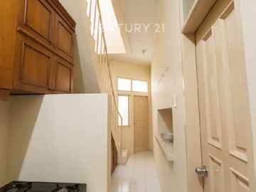 Rumah Rapih  Komplek Persada Sayang Dekat Tranportasi Umum & Tol