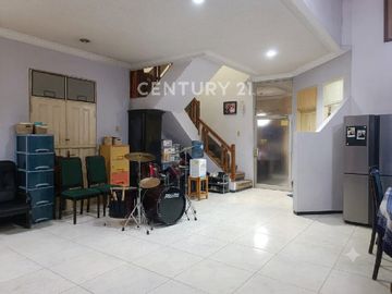 Rumah Rapih  Komplek Persada Sayang Dekat Tranportasi Umum & Tol