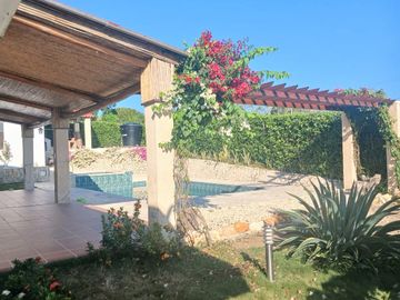 COD. 542 - SE VENDE CASA CAMPESTRE - BARRIO: LAS PALMAS