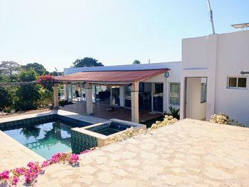 COD. 542 - SE VENDE CASA CAMPESTRE - BARRIO: LAS PALMAS