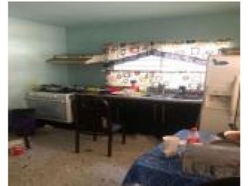 CASA EN VENTA AREA MITRAS FRACC B REYES 190 M 2 $ 2.850.000