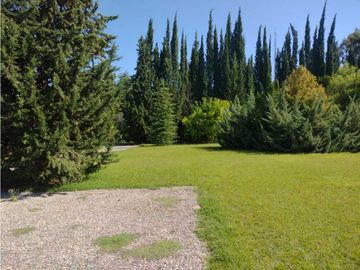 CASA QUINTA CON PARQUE DE 100 AÑOS SAN RAFAEL MENDOZA