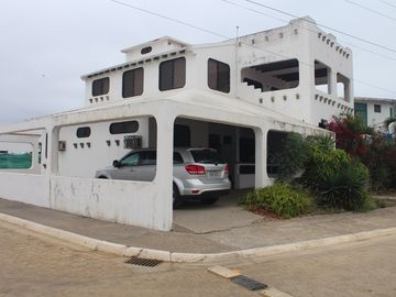 Se Vende Casa Cerca del Mar en Capaes