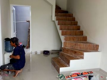Rmh minimalis 2 lantai siap huni diTanah baru,Depok