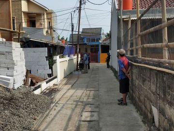 Rmh minimalis 2 lantai siap huni diTanah baru,Depok