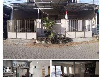 Rumah istimewa di griya babatan Mukti Surabaya