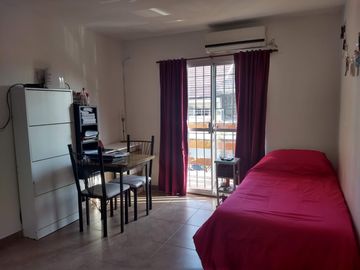 EXCELENTE DUPLEX 3 AMBIENTES