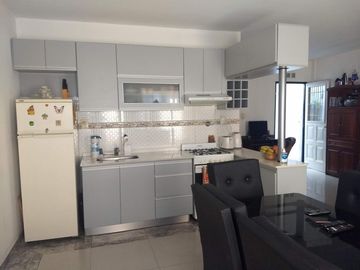 EXCELENTE DUPLEX 3 AMBIENTES