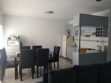 EXCELENTE DUPLEX 3 AMBIENTES