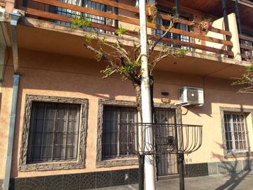 EXCELENTE DUPLEX 3 AMBIENTES