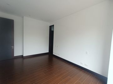 apartamento en arriendo en chico norte. Cod A52044